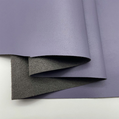 PVC 1.55m m material de cuero de Grey Litchi Pattern Upholstery de la cal densamente
